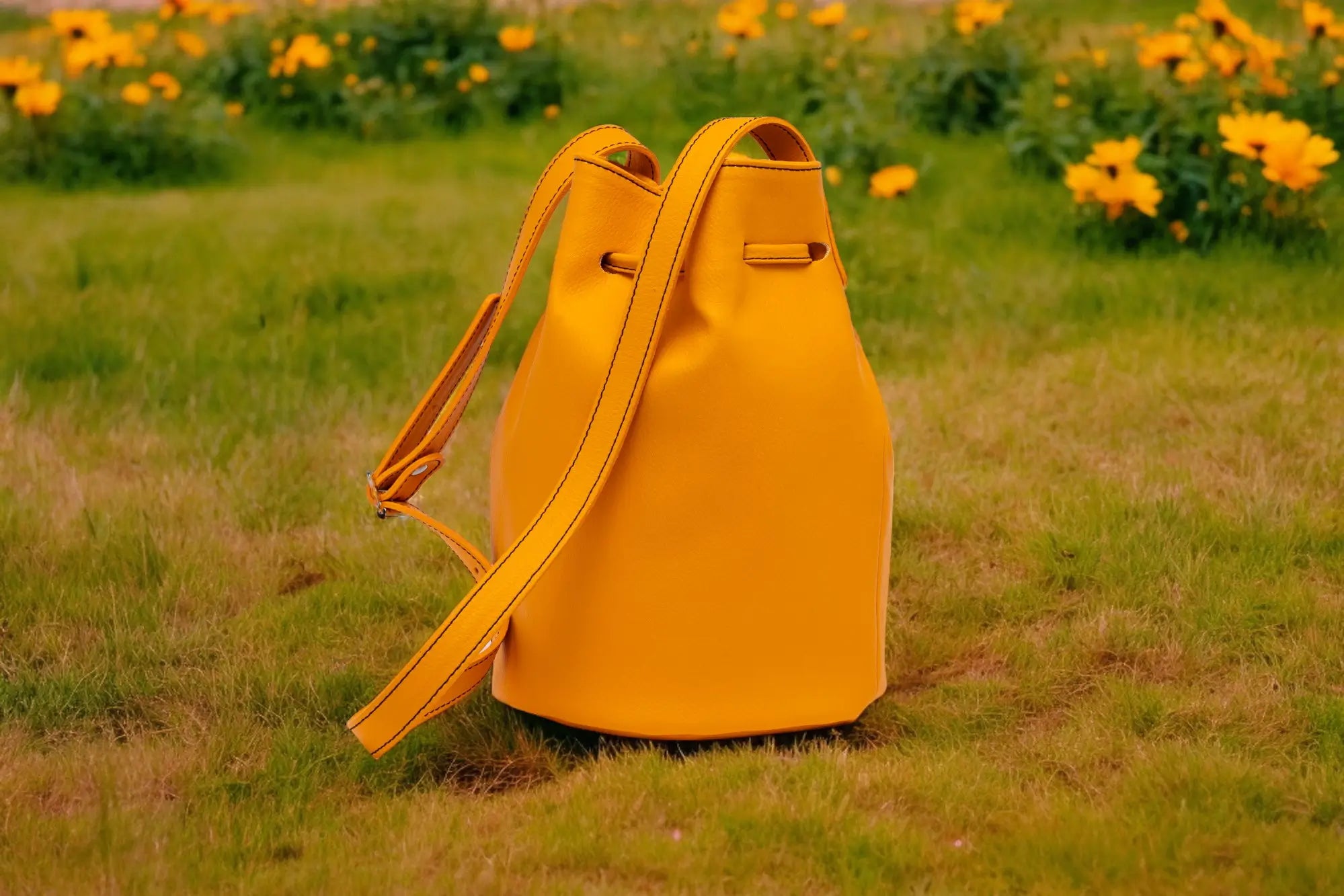 LUCY BAG | BORSA A SECCHIELLO ECO-FRIENDLY